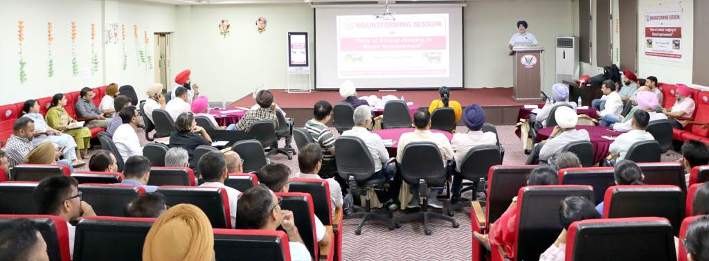 Vet Varsity organizes brainstorming session on Standardizing the Science of Animals Judging